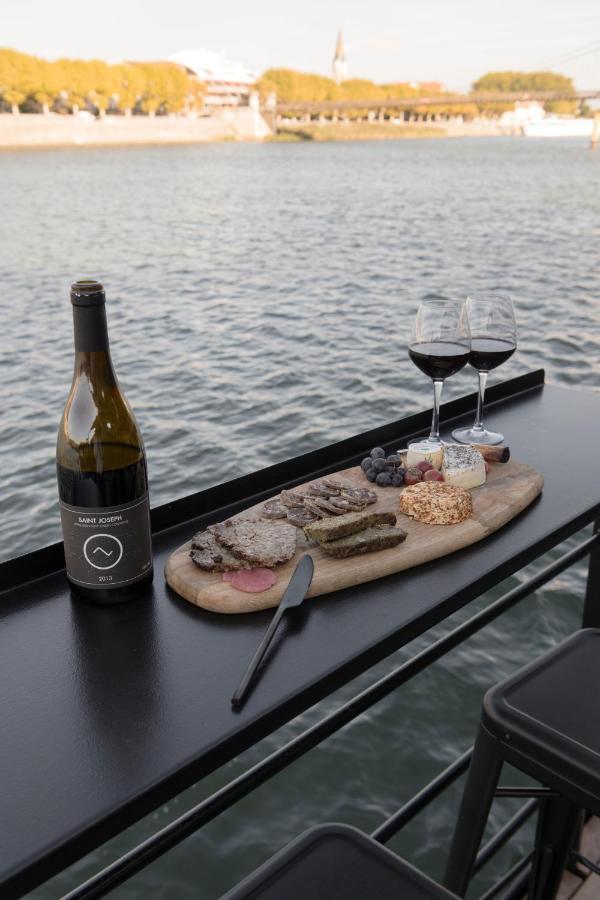 La Peniche - Bed And Bicycle - Tournon酒店 外观 照片